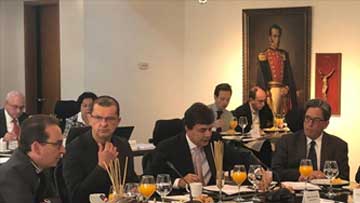 Gobierno y FNC anuncian medidas a corto, mediano y largo plazo para sector cafetero